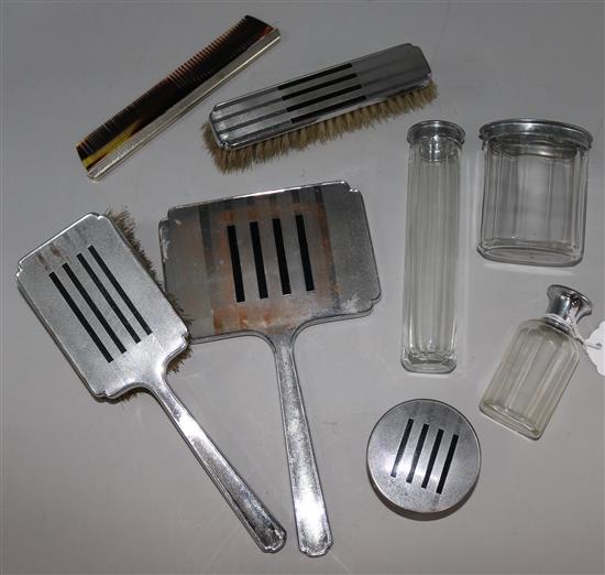 A chrome Art Deco mens toiletry set